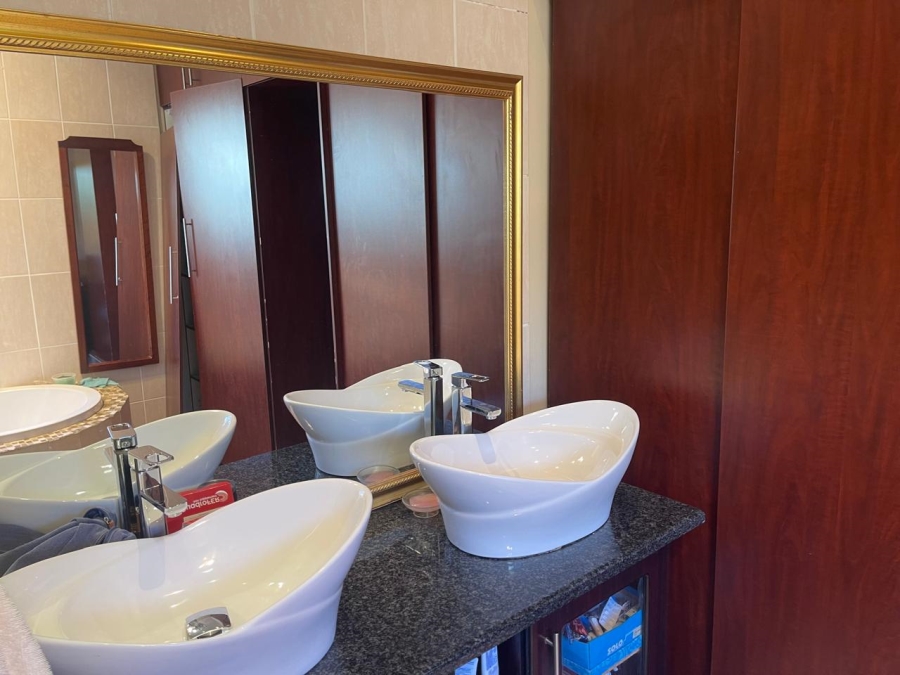 4 Bedroom Property for Sale in Doorn Free State